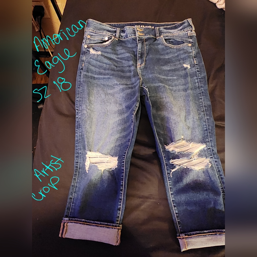 Womans AE crop jeans